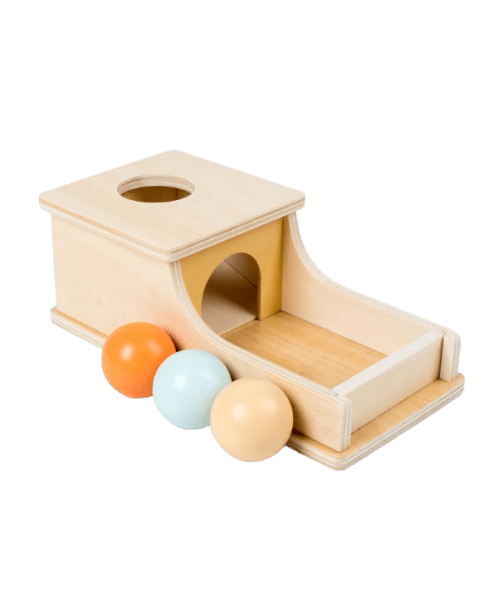 Монтесори кутия с топки